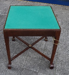 Mobili e proposte di arredamento artigianale Offerte mobili - sedie - poltrone Tavolo gioco originale