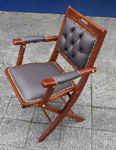 Sofas, chairs and armchairs Pelt or straw chair Chair with armrests
