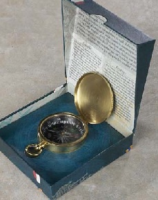 Items and Nautical instruments Compasses and hourglasses CO002 Small Compass