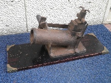 Antiquities from ship dismantlin  cannon
