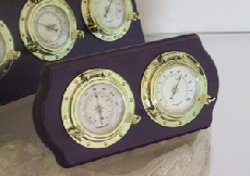Items and Nautical instruments Clocks and barometers ART. ST041