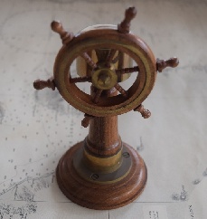 Items and Nautical instruments objects ready for delivery Art. B 0045